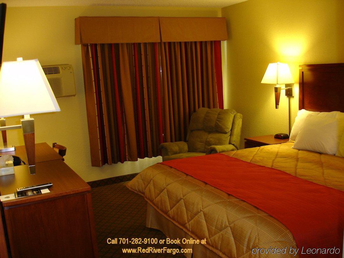 Red River Inn & Suites Fargo Buitenkant foto