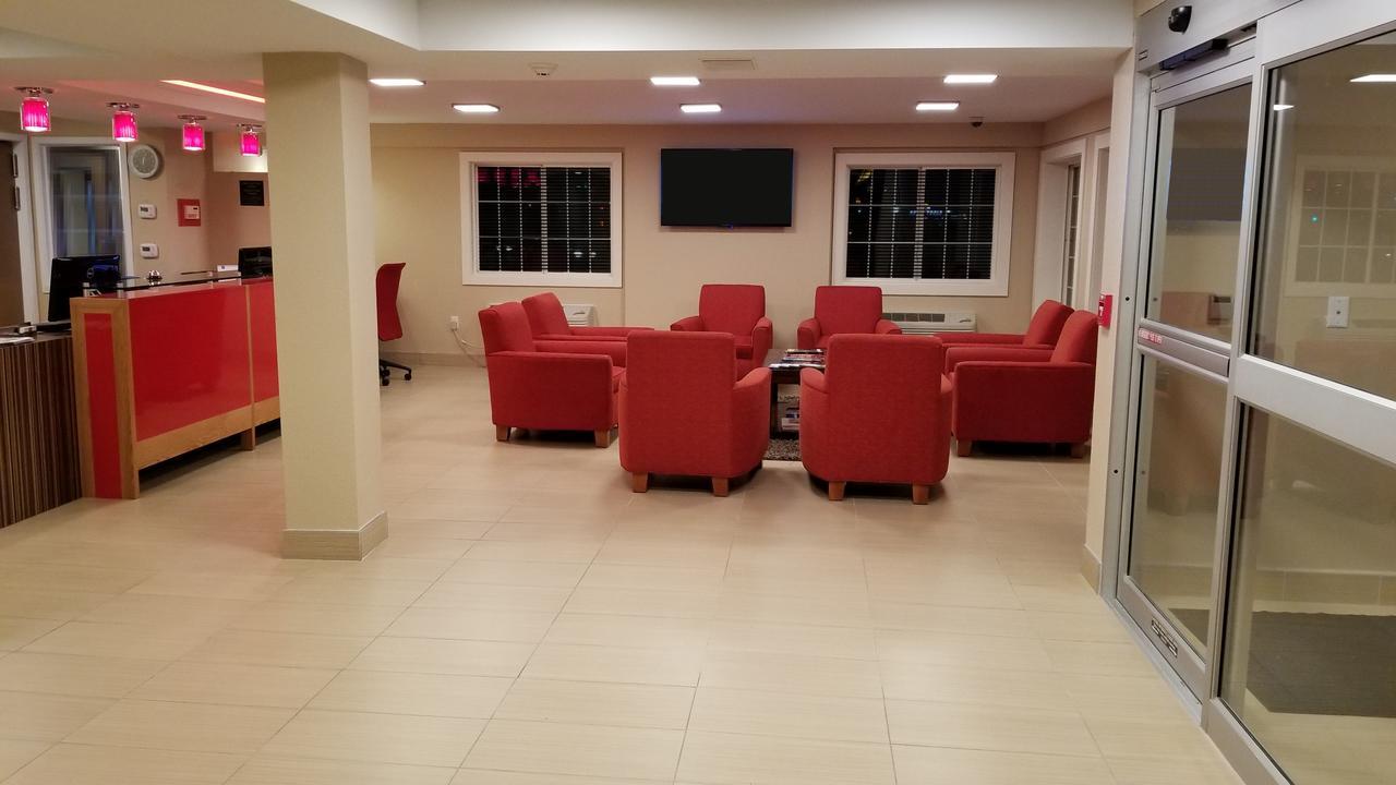 Red River Inn & Suites Fargo Buitenkant foto